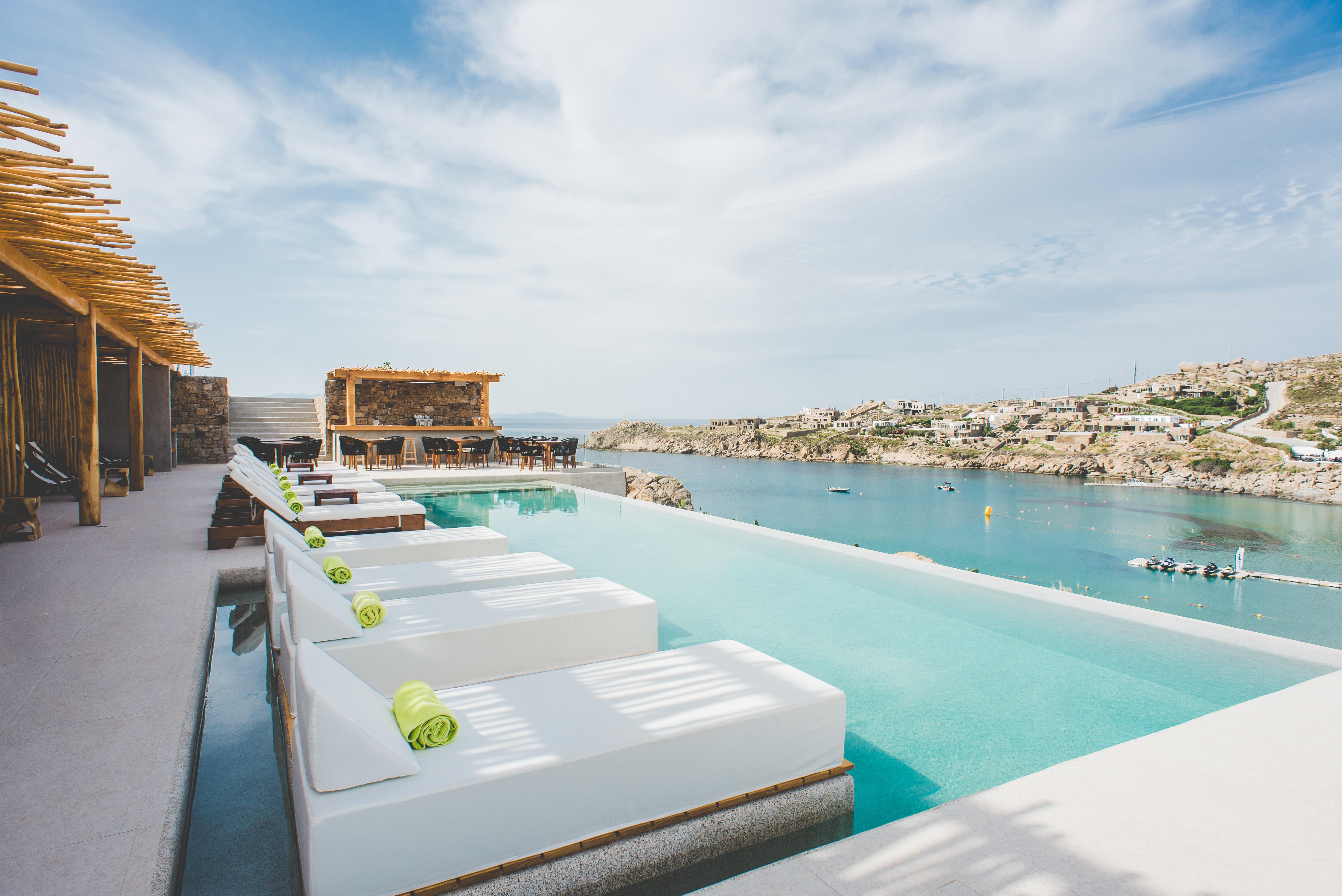 Отель Super Paradise Hotel
