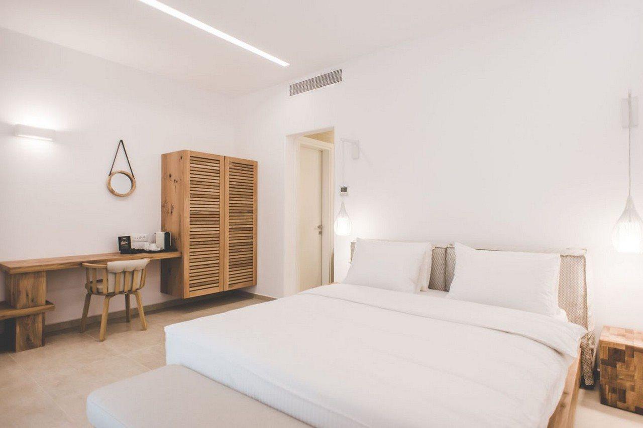 Super Paradise Hotel Hotel