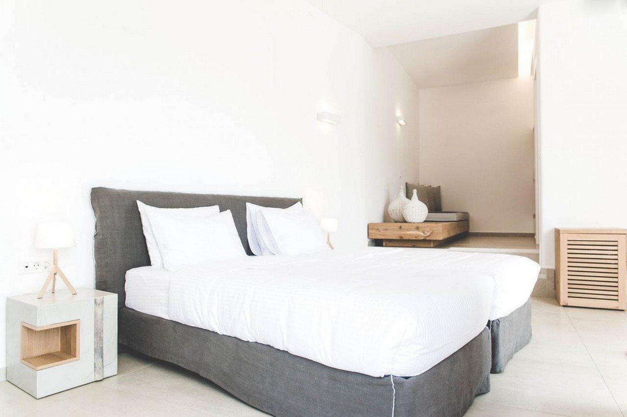 Super Paradise Hotel Hotel